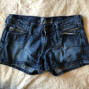 The Diva - Old Navy  short shorts